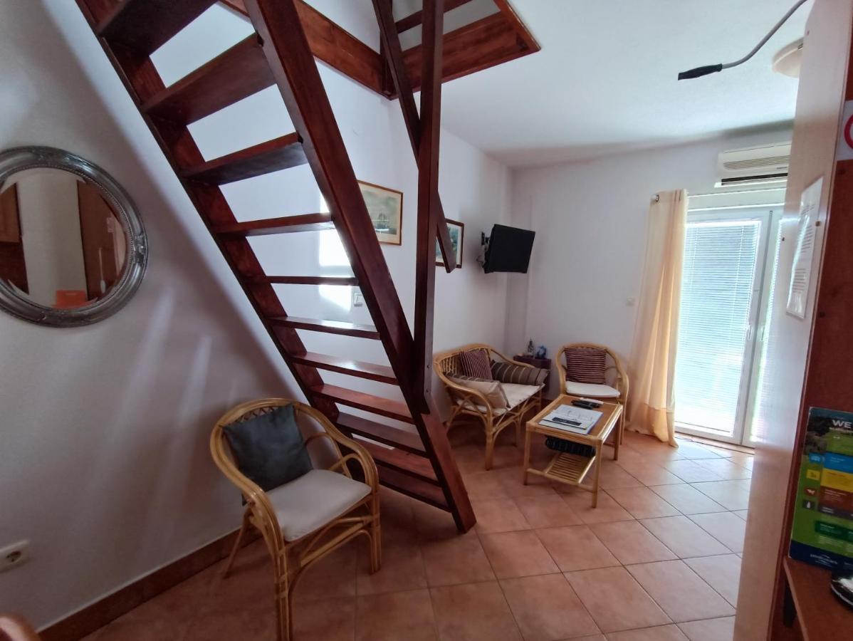 Studio Apartmani Zoric Šilo Eksteriør billede