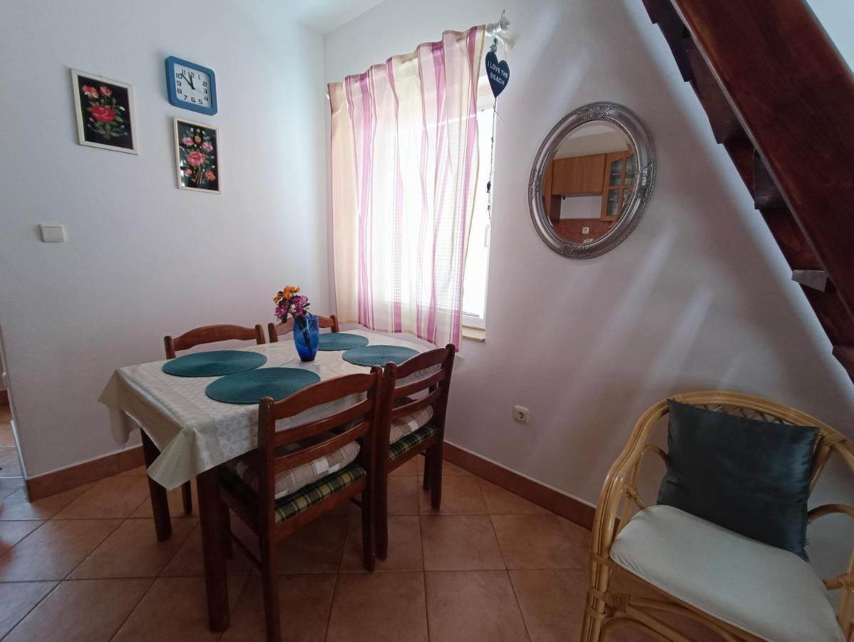 Studio Apartmani Zoric Šilo Eksteriør billede